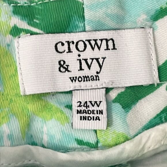 NWOT Crown & Ivy Scalloped Hem Shorts Sailboat Size 24W 24 plus - Picture 6 of 9